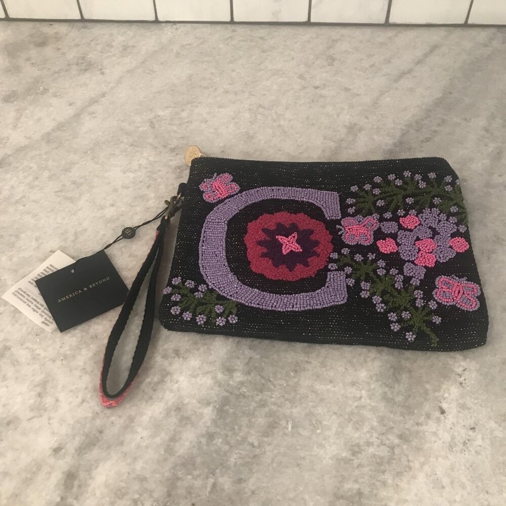 America & Beyond‎ Beaded Wristlet Clutch Bag Black Purple Floral Butterfly Zip